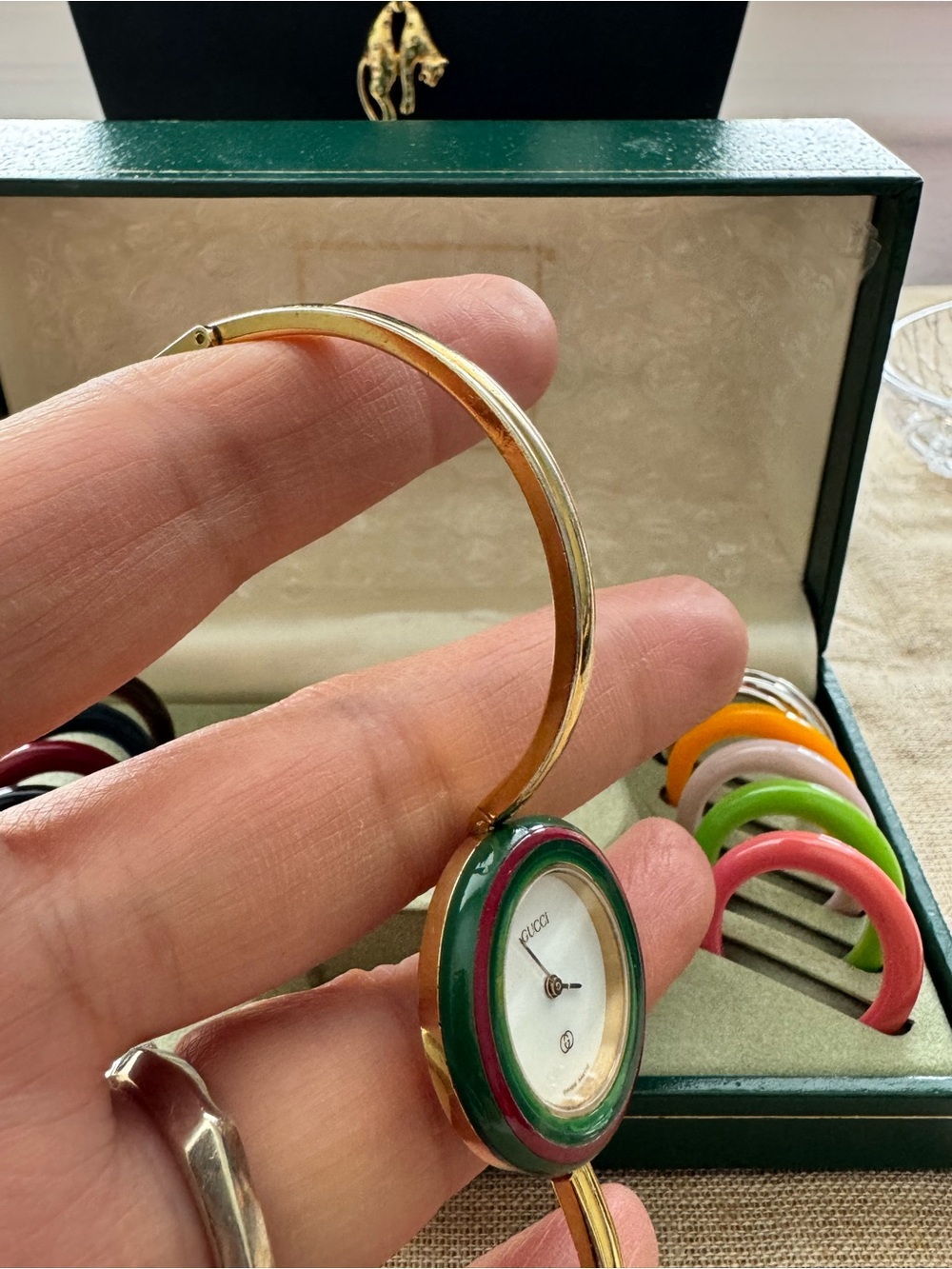 Gucci Gold Bangle Watch with Interchangeable Multicolor Bezels - Picture 12 of 16